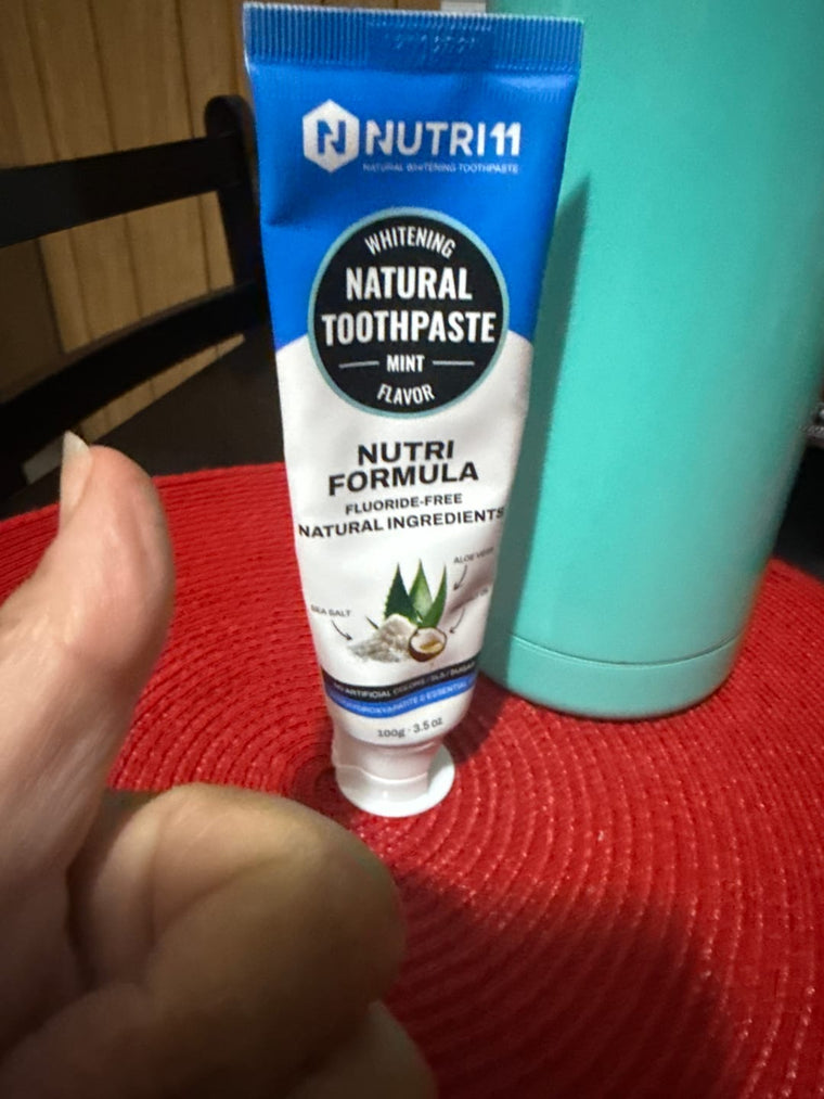 Reseña de Elizabeth R. – Natural Toothpaste